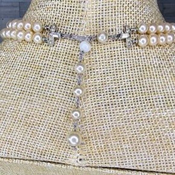 Trifari Double Strand Light Champagne Tone Faux Pearl Necklace 13"L + 2"Ext. - Picture 6 of 6